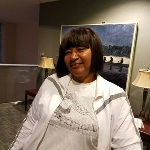 Meet your Posher, Roberta